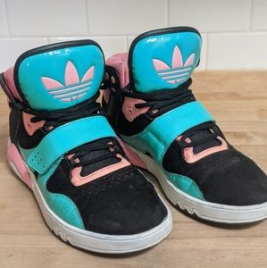 Adidas Roundhouse High Top